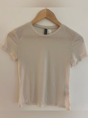 Bundle: 3X Women’s Casual H&M Tops • Size Medium